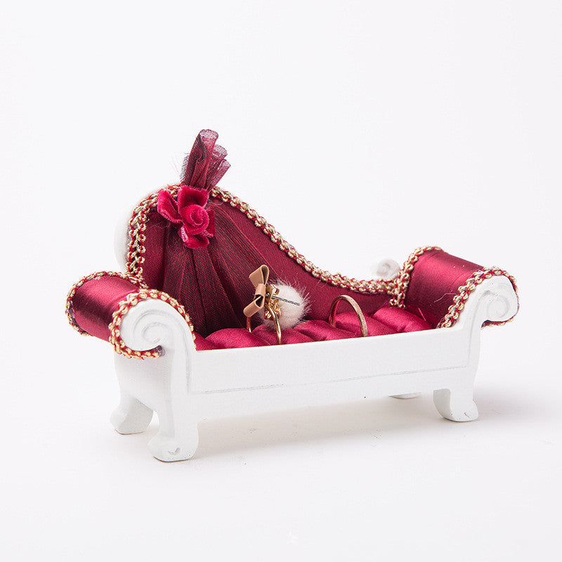 Resin Crafts European Style Home Furnishings Accessories Mannequin Stand Earrings Necklace Display Stand With Souvenirs