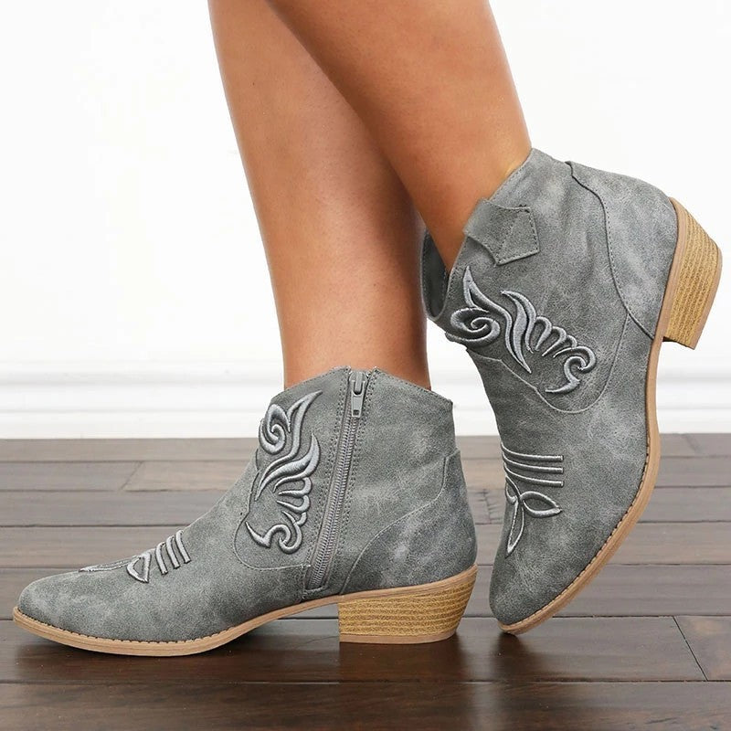Embroidered Women's Leather Boots European and American Style Martin Boots