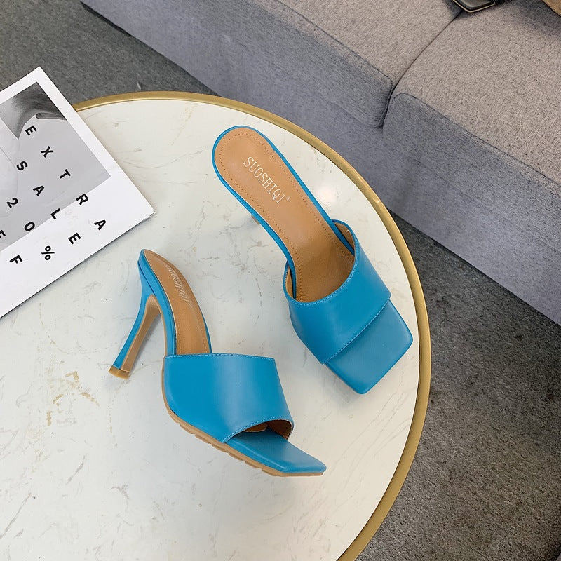 Early Spring Net Celebrity Catwalk Models Plain High-heeled Peas Sandals and Slippers