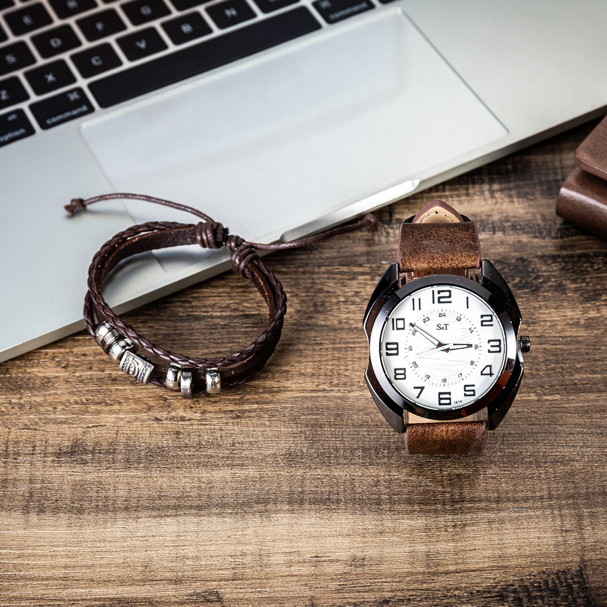 Men's Fashion Simple Belt Quartz Watch and Bracelet Set
