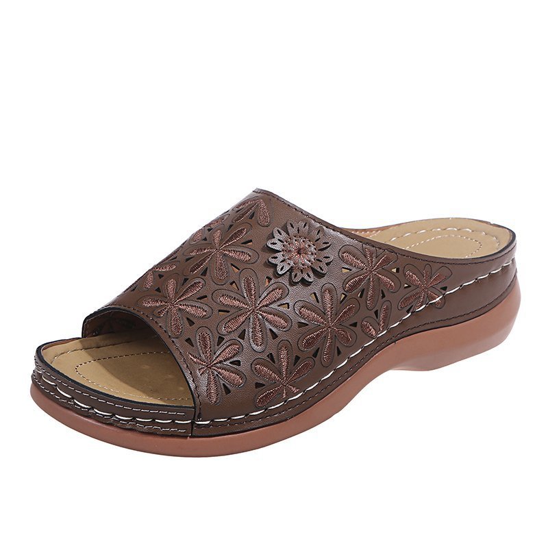 Retro Slippers Women Hollow Floral Shoes Outdoor Summer Sandals