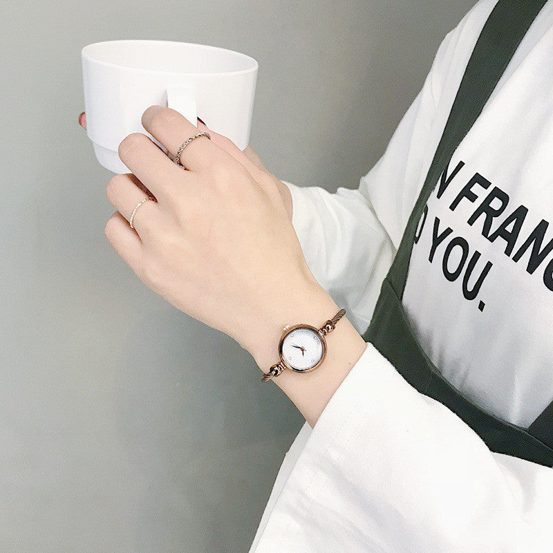 Fashion Temperament Retro Literary Small Dial Bracelet Watch