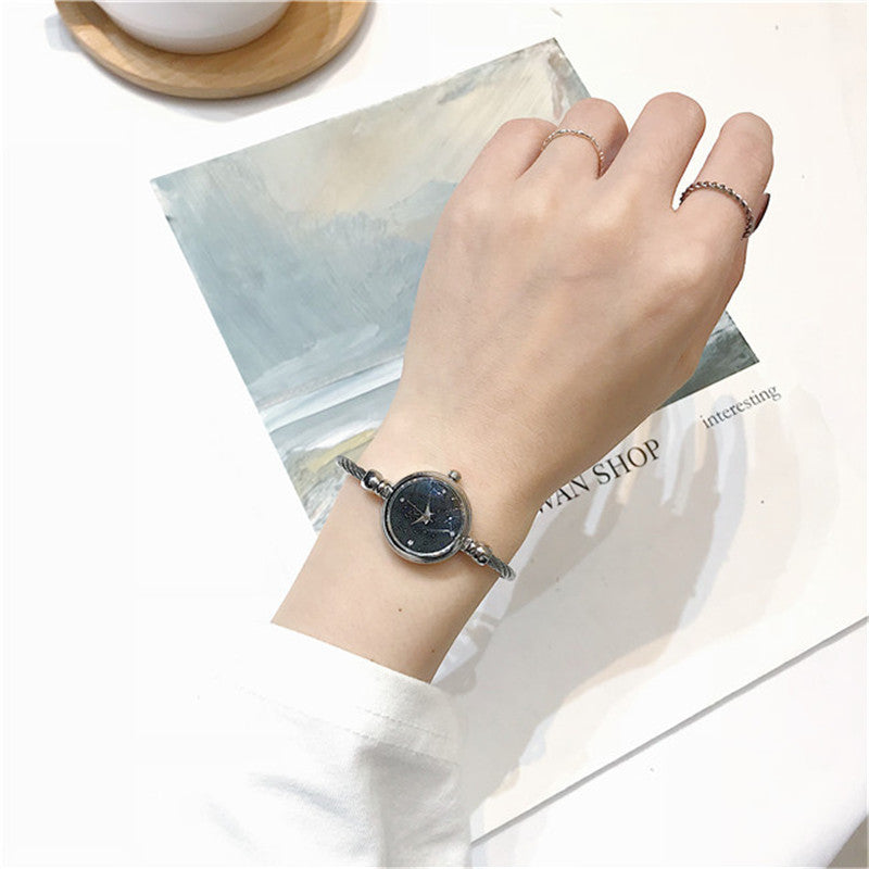 Fashion Temperament Retro Literary Small Dial Bracelet Watch
