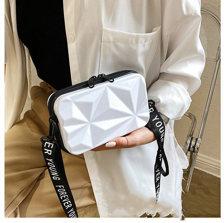 Diamond Hard Shell Cosmetic Bag Toilet Bag