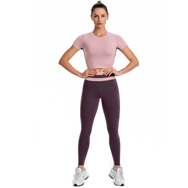 Nyt yogasæt Træningsdragt Dame Kortærmet sports T-shirt Dame shorts med brystpude