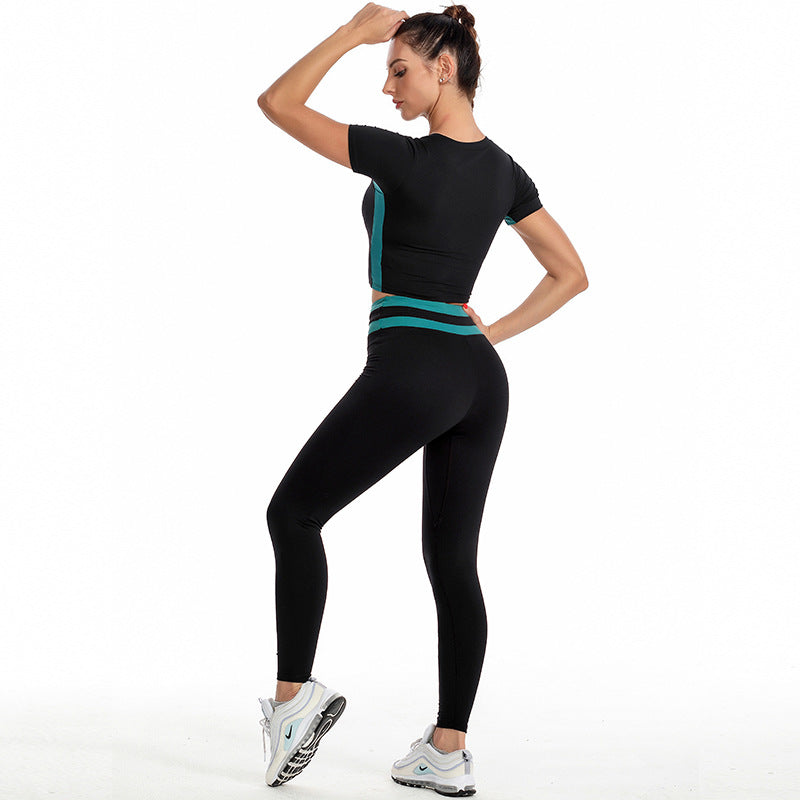 Nyt yogasæt Træningsdragt Dame Kortærmet sports T-shirt Dame shorts med brystpude