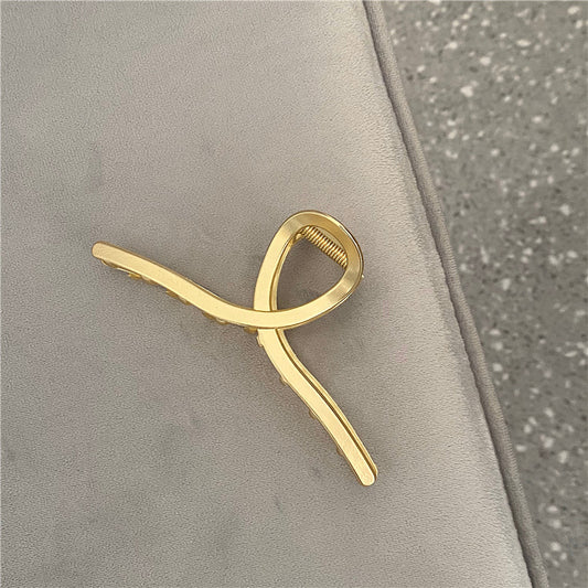 Hair Clip On The Back Of The Head With Metal Clip
