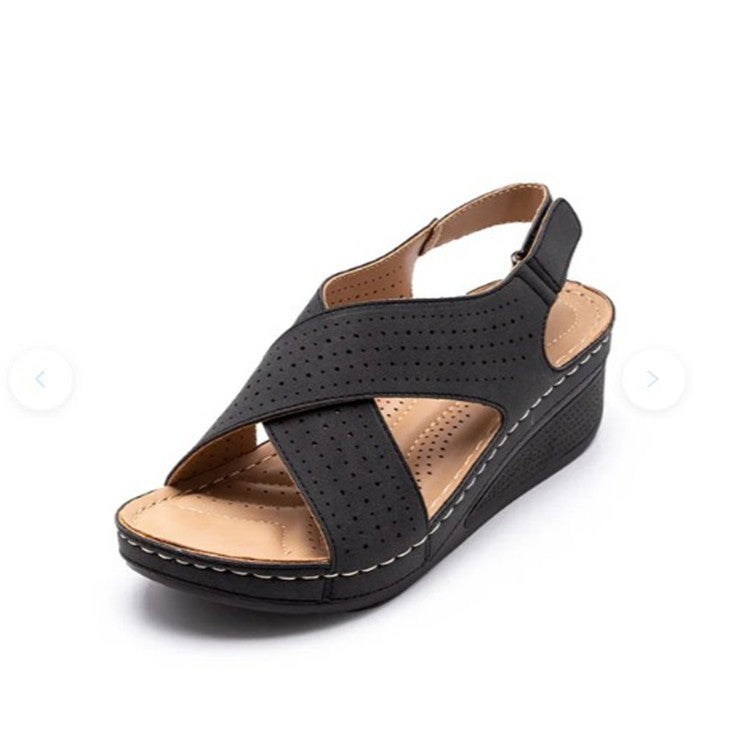 Sommersandaler til kvinder kilehæle med velcro