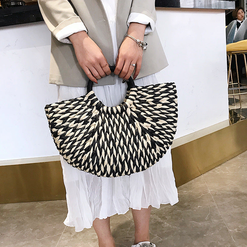 New Summer Semicircle Temperament Straw Woven Handbag Seaside Vacation Beach Bag