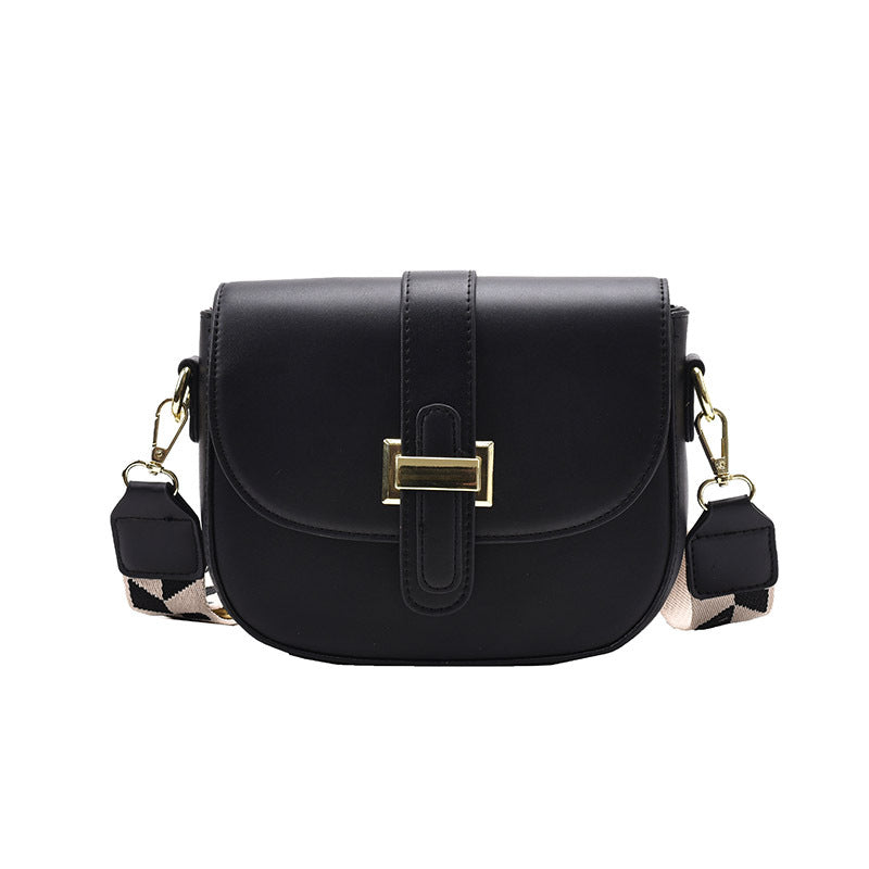 Simple And Versatile Fashion Saddle Bag