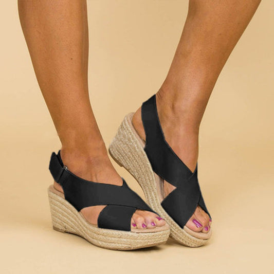 Sandaler til damer med sider og bagside i gummi og viskose