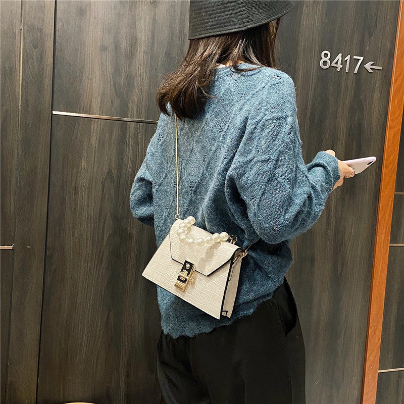 New Early Autumn Bags Women's Trendy Korean Fashion Retro Pearl Handbag Shoulder Bag Popular All-match Small Square Bag