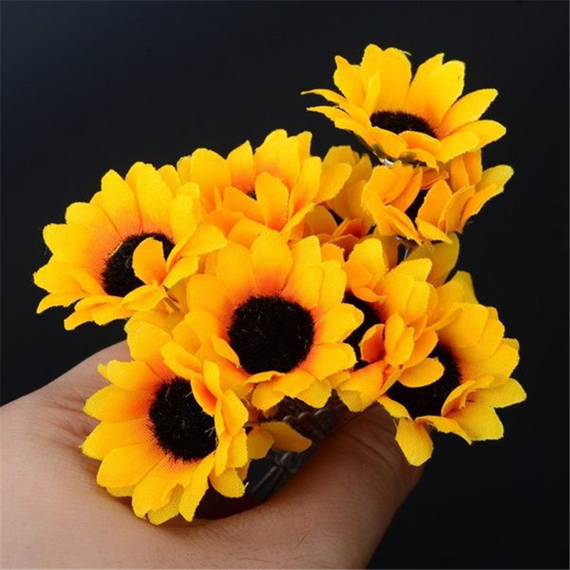 Silk Cloth Small Zou Chrysanthemum Hairpin Artificial Sunflower Pin