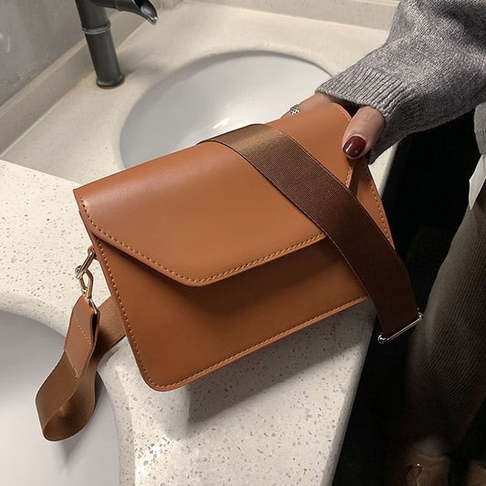 One-Shoulder Womens Messenger Bag Korean Style Simple Braided Small Bag