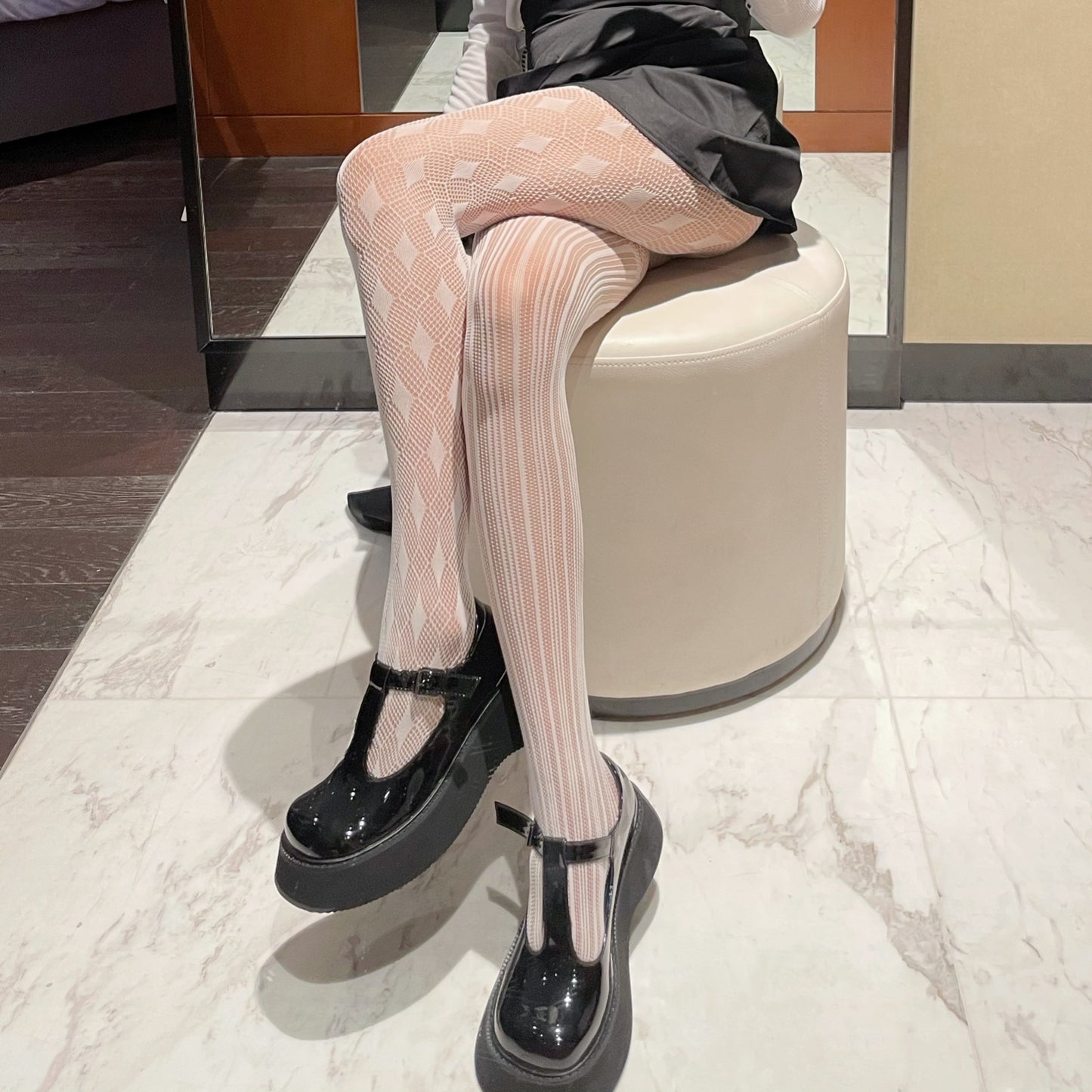 New Design Sense Kuro Brand Wind Ab Lace Mesh Stockings Sweet Cool Dark Lolita White Black Stockings Pantyhose