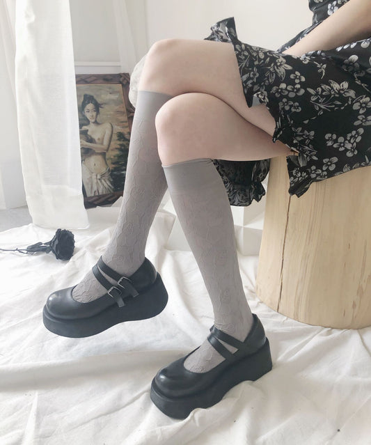 Spring And Summer Gentle French Retro Embroidery Dark Pattern Rose Lace Flower Calf Socks Milk White Black Tube Socks Ins Wind
