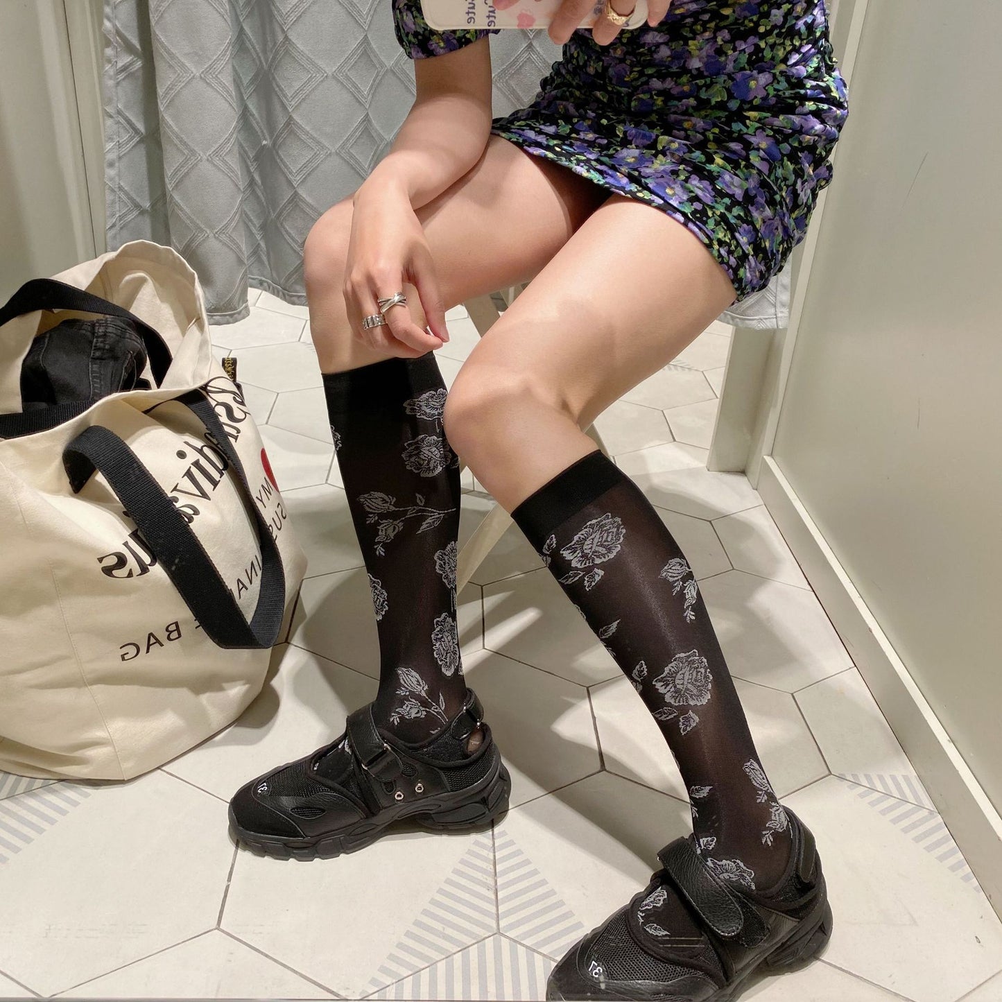 Black And White Jacquard Velvet Tube Socks