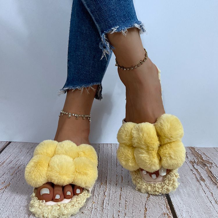 European And American Style Fashion Hair Ball Slippers Amazon Fall winter New Plus Size