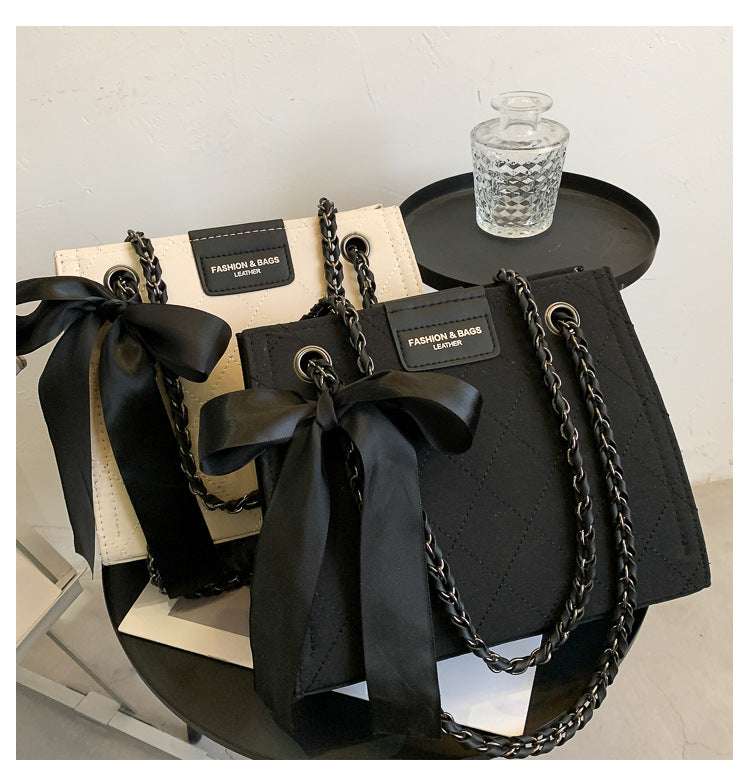 AutumnWinter Tote Bag Women's Large Capacity New Trendy Fashion Texture Chain Shoulder Bag Pure Color Embroidered Thread Handbag