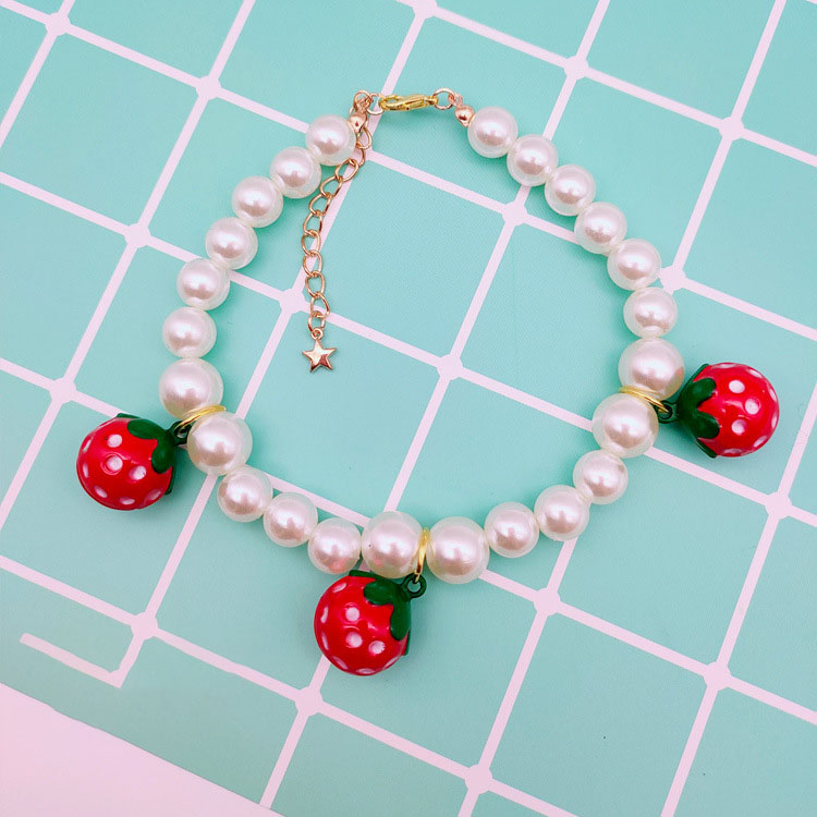 Factory  Direct Sales Pet Cat Dog Pearl Necklace Strawberry Cartoon Bell Collar Small Dog Princess Collar Adjustable