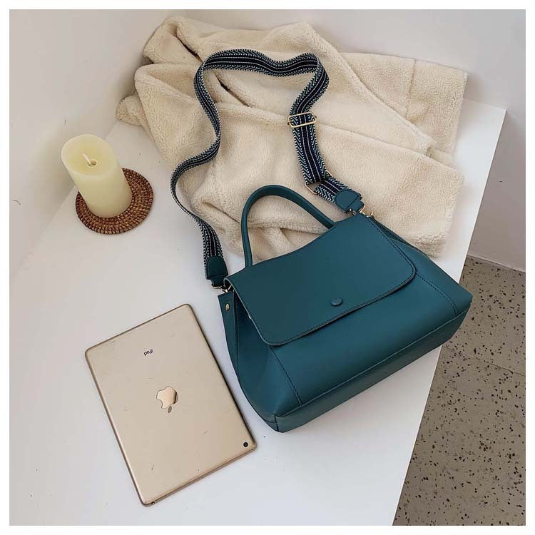 Color Messenger Bag Femal  Casual Retro