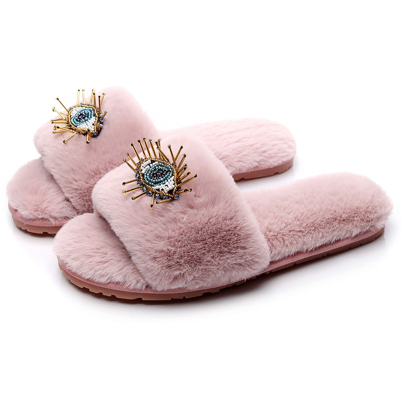 Can Wear Eyelash Slippers