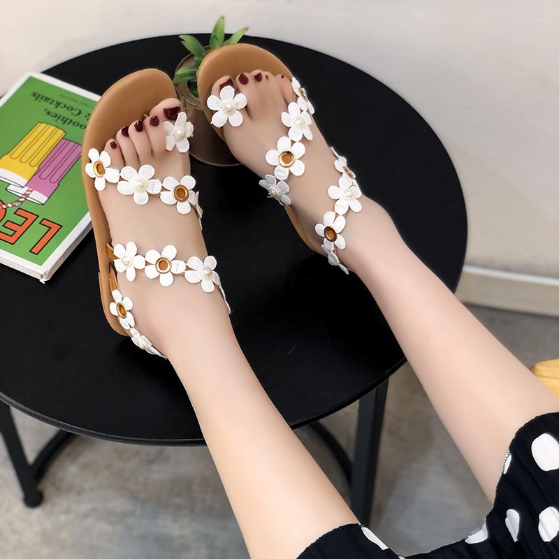 Ydre størrelse Store størrelser sandaler Damemode blomster flade strandromersandaler til hele kroppen