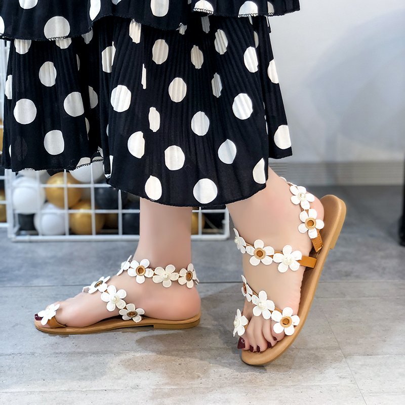 Ydre størrelse Store størrelser sandaler Damemode blomster flade strandromersandaler til hele kroppen