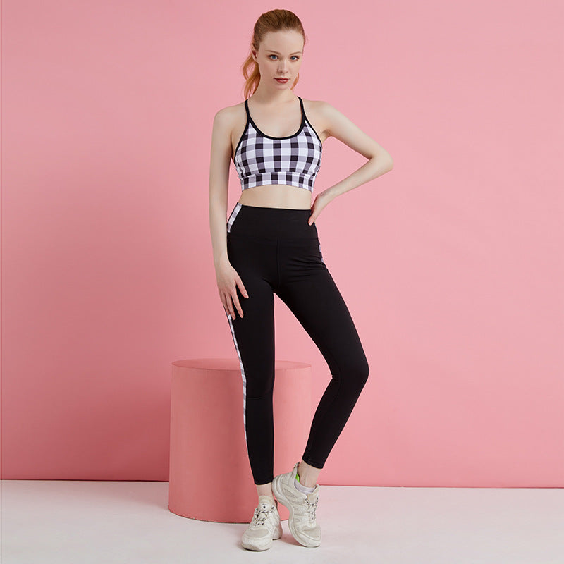 Yoga Sports Suit Ladies Underwear Bra Black and White Checked Hip Tights Two-Piece Set