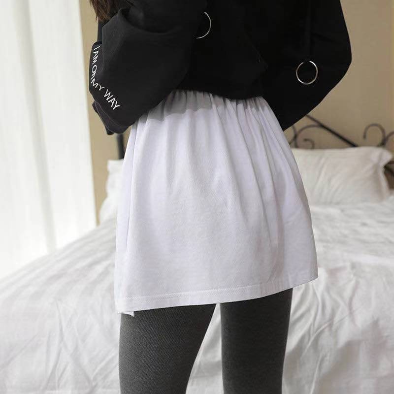 Sweatshirt Bottoming White Skirt Covering Butt