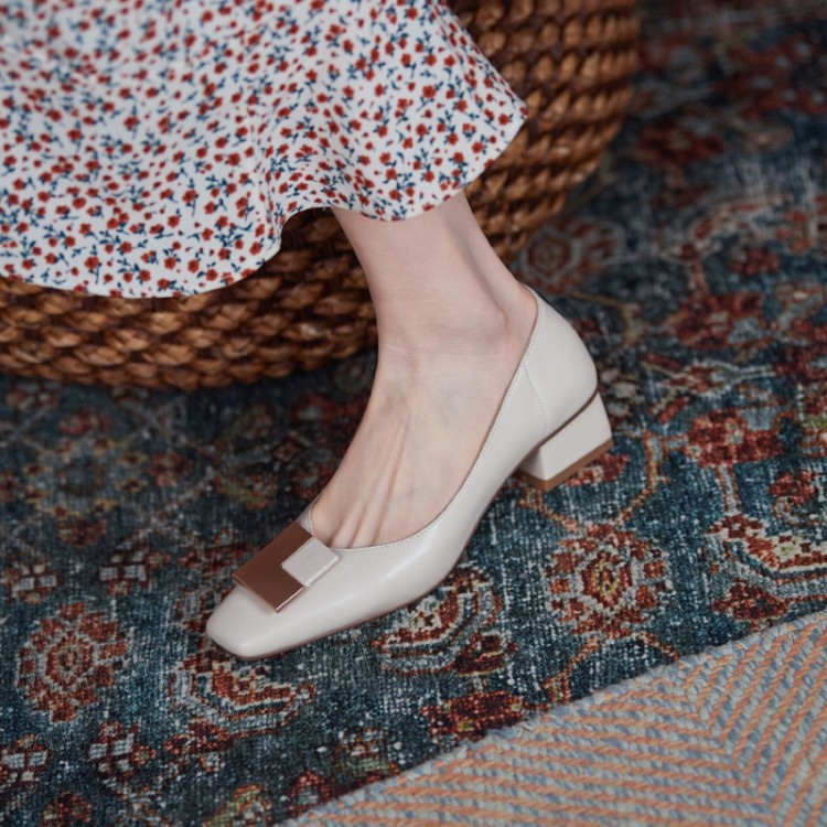 Women's Thick Heel French Retro Shallow Mouth Pink Mid-heel Apricot High Heels