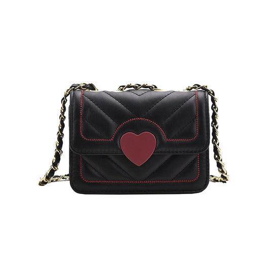 Popular underarm chain messenger bag texture this year