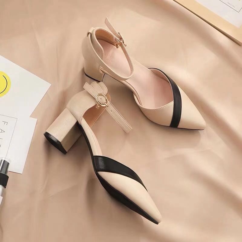 Colorblock Pointed Toe Mid-heel Sandals