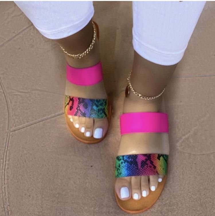 Summer New Style Sponge Cake Bottom Pu Female Color-Blocking Flat-Heeled Large Size Slippers