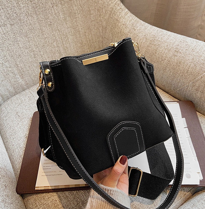 Crossbody skuldertaske i koreansk mode, mat spandtaske