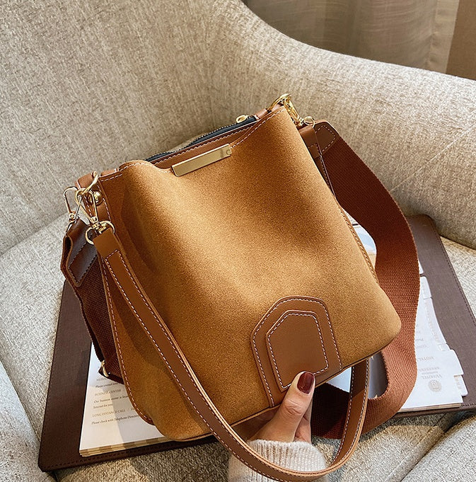 Crossbody skuldertaske i koreansk mode, mat spandtaske