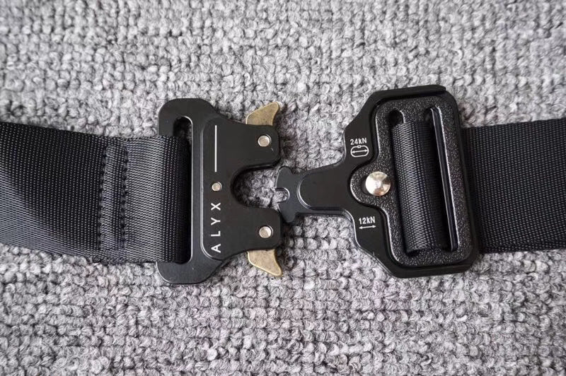 Wholesale Correct Version Belt Metal Head Industrial Belt Men'S And Women'S Fashion Accessories Star The Same Paragraph