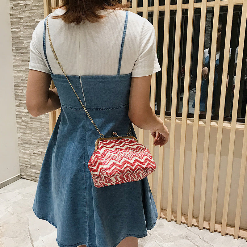 Small Bag New Trend Korean Fashion Woven Hand Chain Bag Simple And Versatile