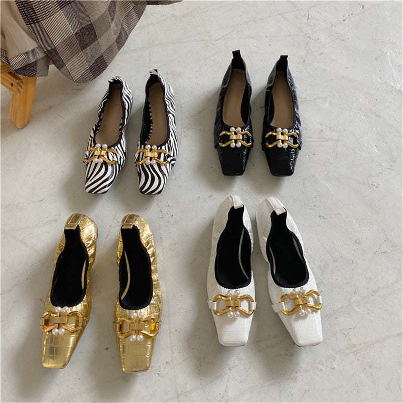 Square Toe Flat Shoes With Soft Sole And Pearl Metal Buckle