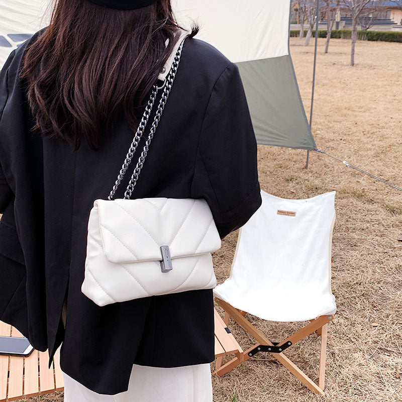 New Korean Version Of Ins Trend Lock Chain Bag Shoulder Diagonal Female Bag