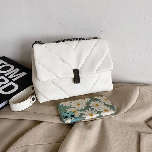 New Korean Version Of Ins Trend Lock Chain Bag Shoulder Diagonal Female Bag