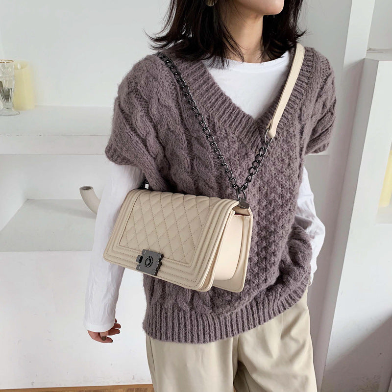 New Style Messenger Bag, Shoulder Bag, Women'S New Style Pu Embroidered Thread Small Square Bag