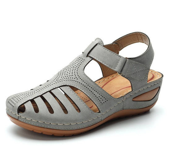 Baotou Hollow One-line Wedge Sandals