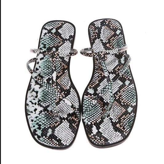Comfortable Flat-bottomed Simple Square Head Outdoor Slippers