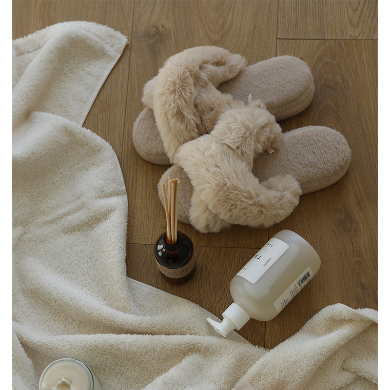 Daisyhome Imitation Rabbit Hair Dew Finger Slippers Women''s Home Shoes Simple Style Can Be Worn In Three Colors