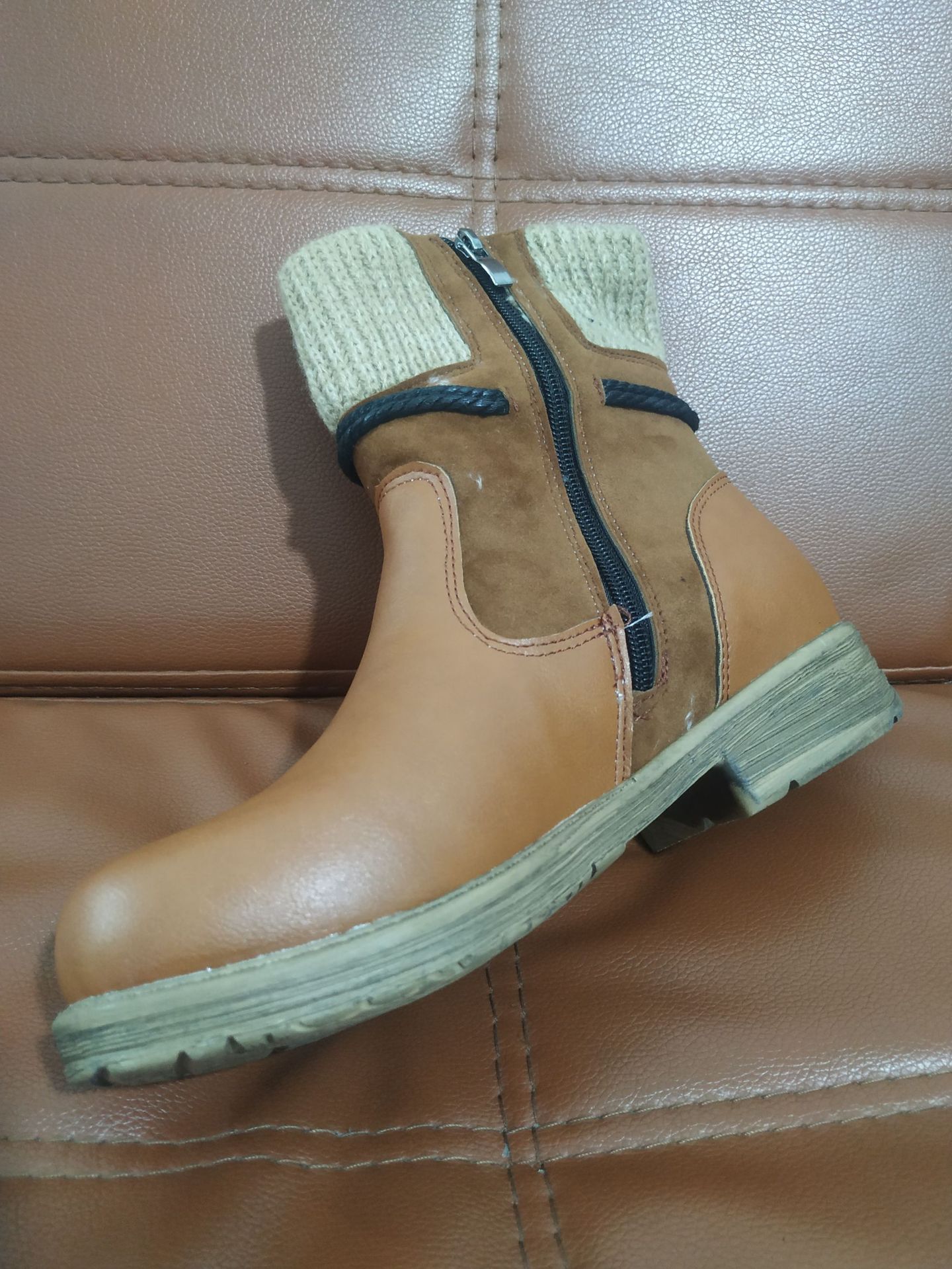 New Round Head European And Beautiful Leather Boots Thick-Soled Martin Boots Women'S Wool Mouth Net Red Women Boots