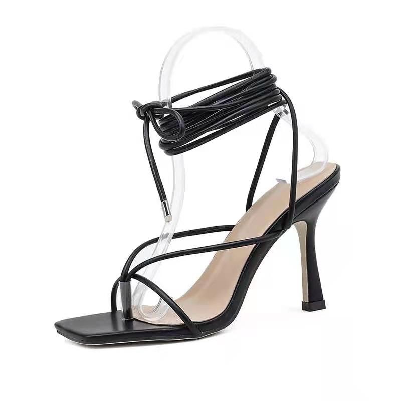 Women's Plus Size Cross Strap Roman Sandals