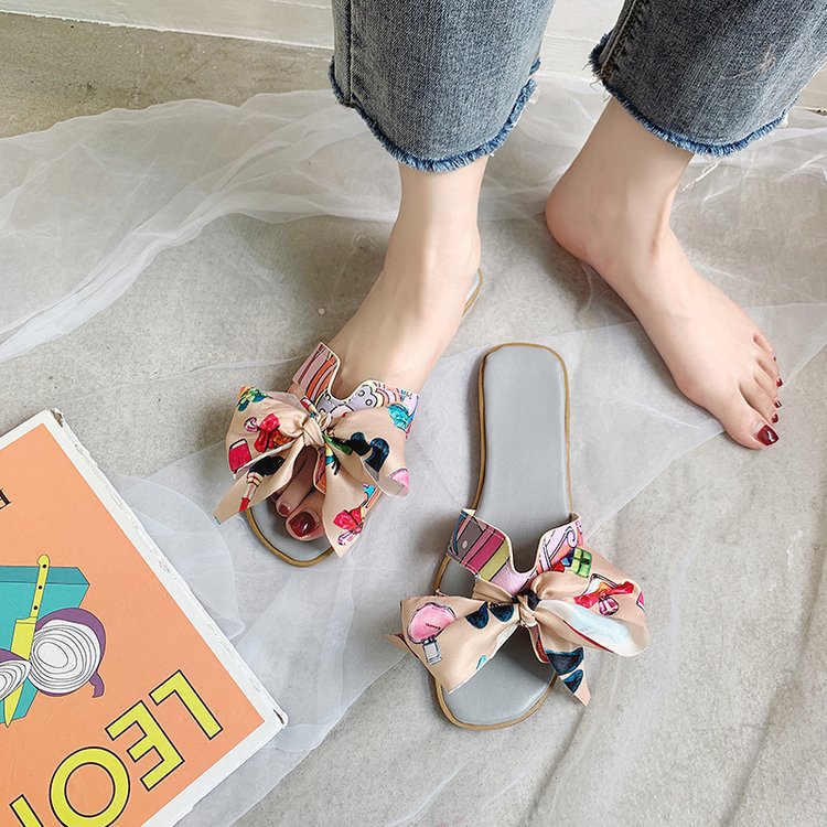 Flat Slippers With Colorful Ribbon Bow