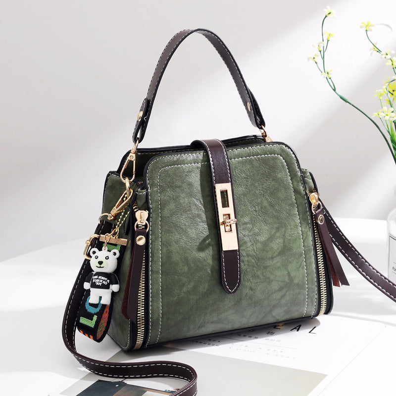 one-shoulder bucket bag