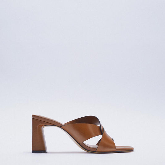 New Style Women's Shoes In Summer Square Head Brown Thick Heel Cow Leather Sandals Women's Shoes